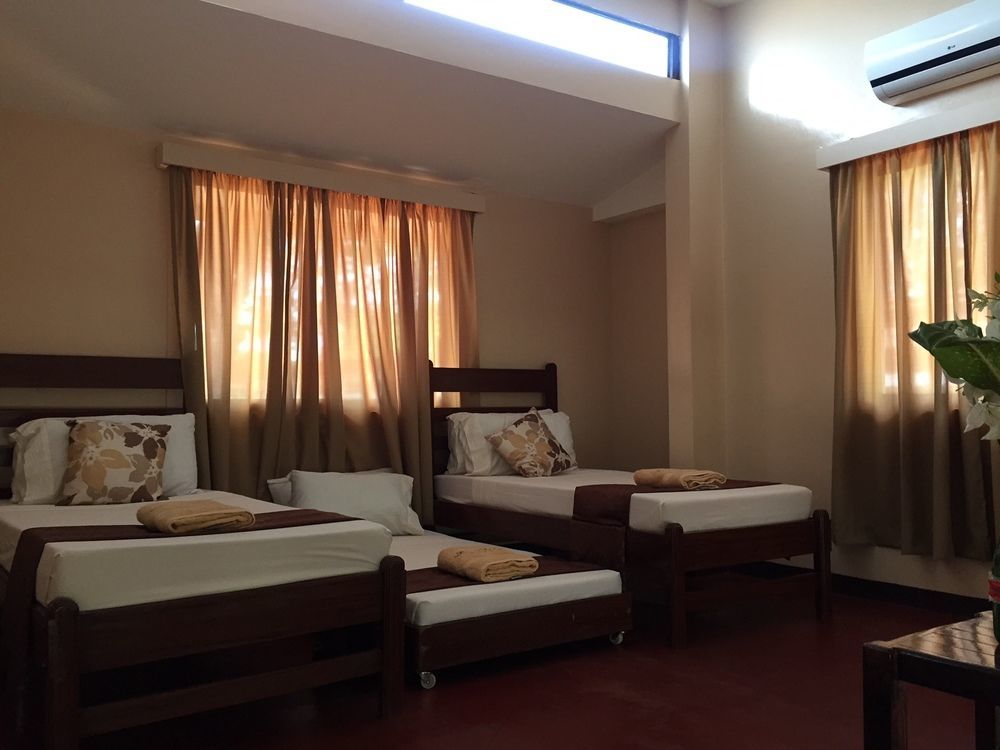 Ponce De Leon Garden Resort Powered By Aston Puerto Princesa Esterno foto