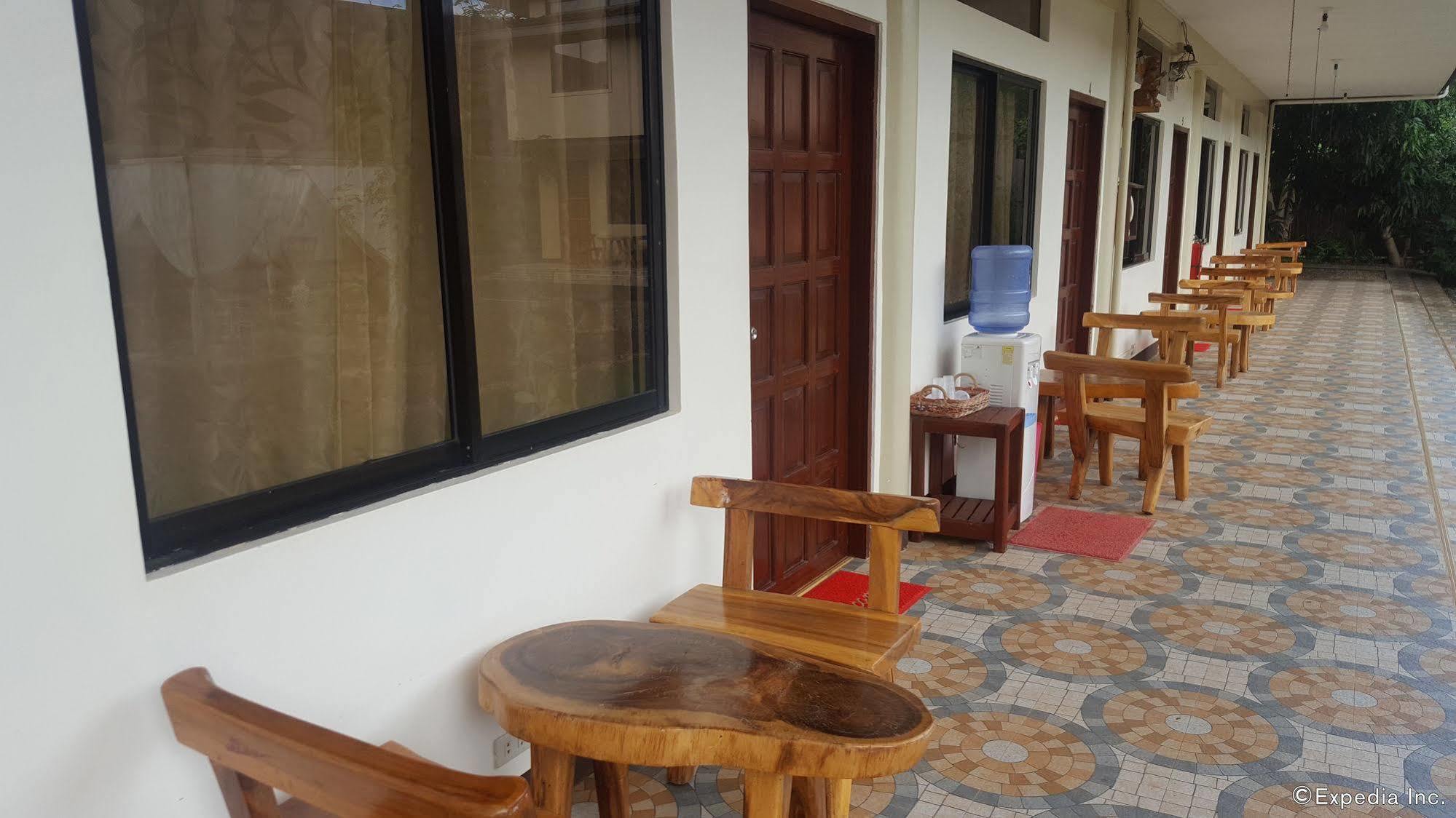 Ponce De Leon Garden Resort Powered By Aston Puerto Princesa Esterno foto